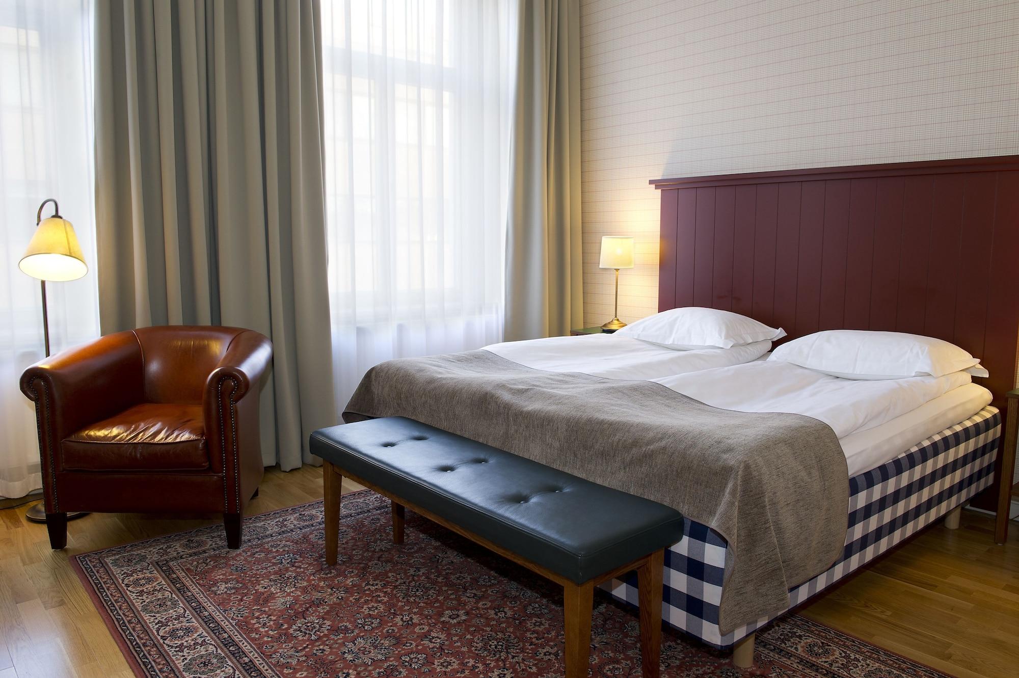 Hotel Bishops Arms Koeping Екстериор снимка